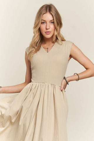 V-Neck Cap Sleeve Dress Dress V-Neck Cap Sleeve Dress Dress