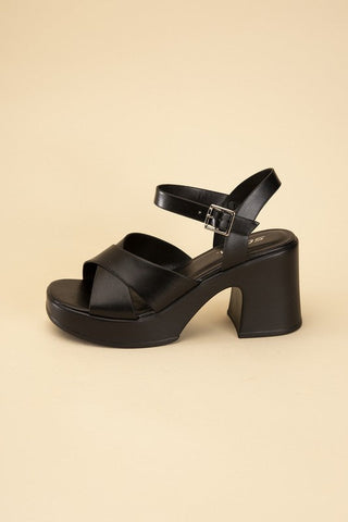 TOUCH-S CRISSCROSS SANDAL HEELS