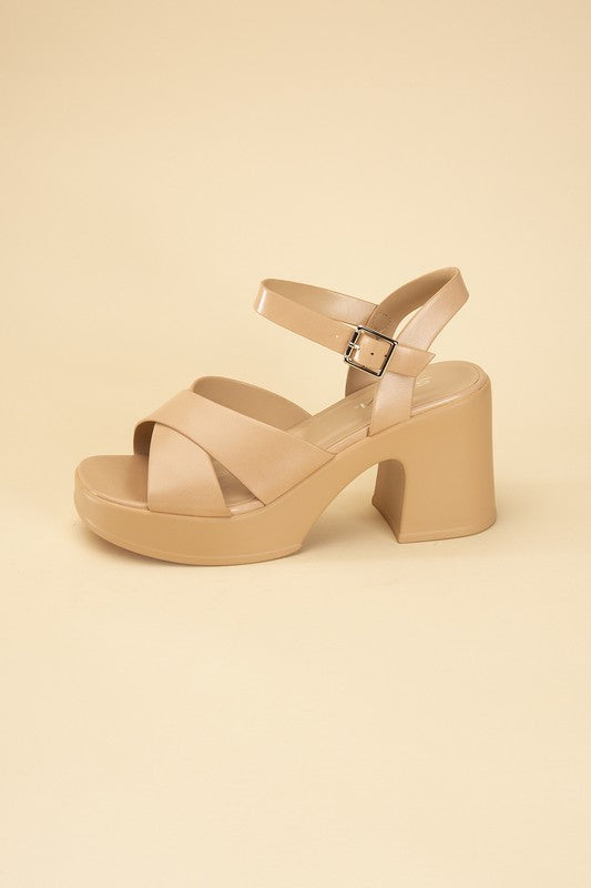 TOUCH-S CRISSCROSS SANDAL HEELS