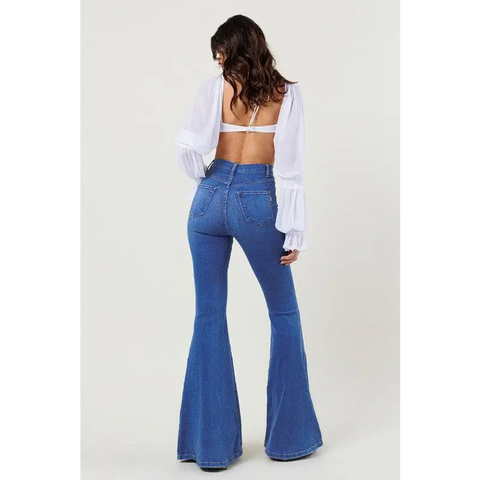 HIGH RISE DISTRESSED FLARE Jeans